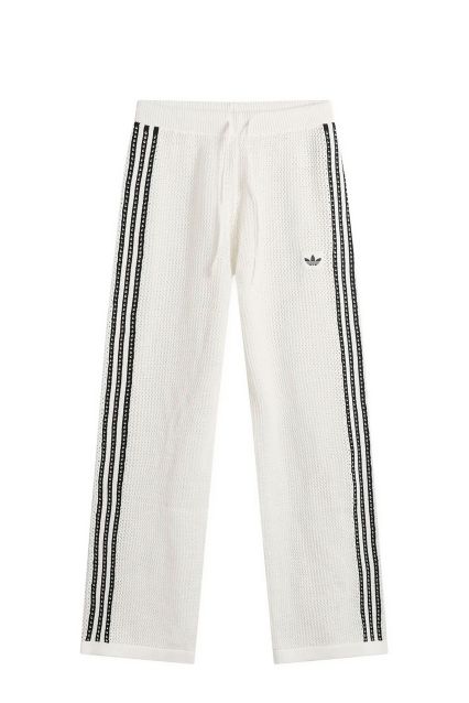 W TUTA OWHITE-OWHITE